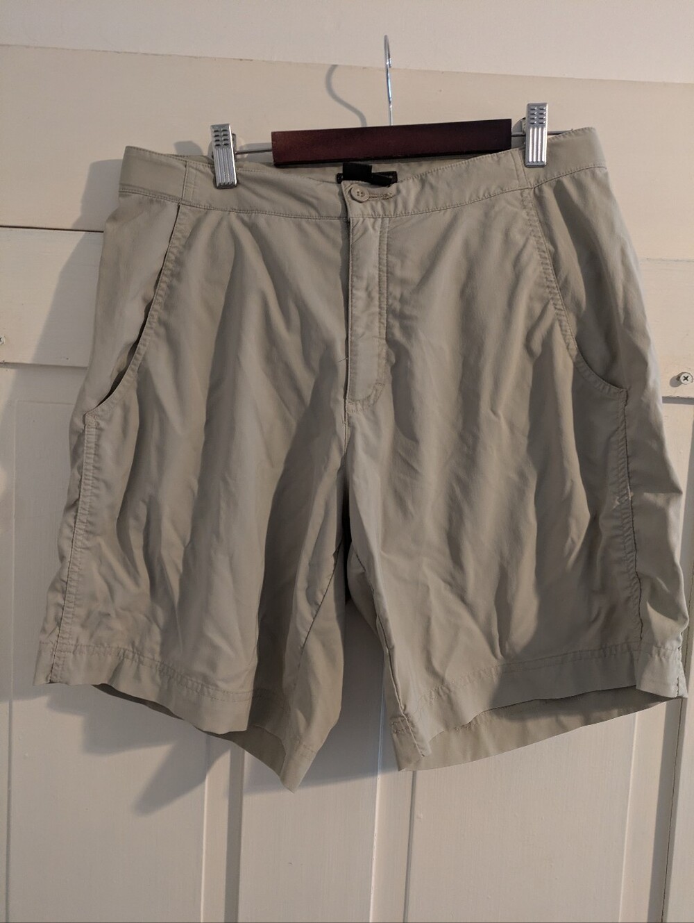 Royal Robbins Tan Hiking/Travel Bermuda Shorts 10